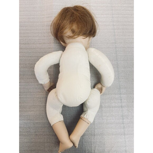 1995 Ashton-Drake Galleries Porcelain Baby Boy Doll by Dianna Effner #3103FE - Picture 6 of 10